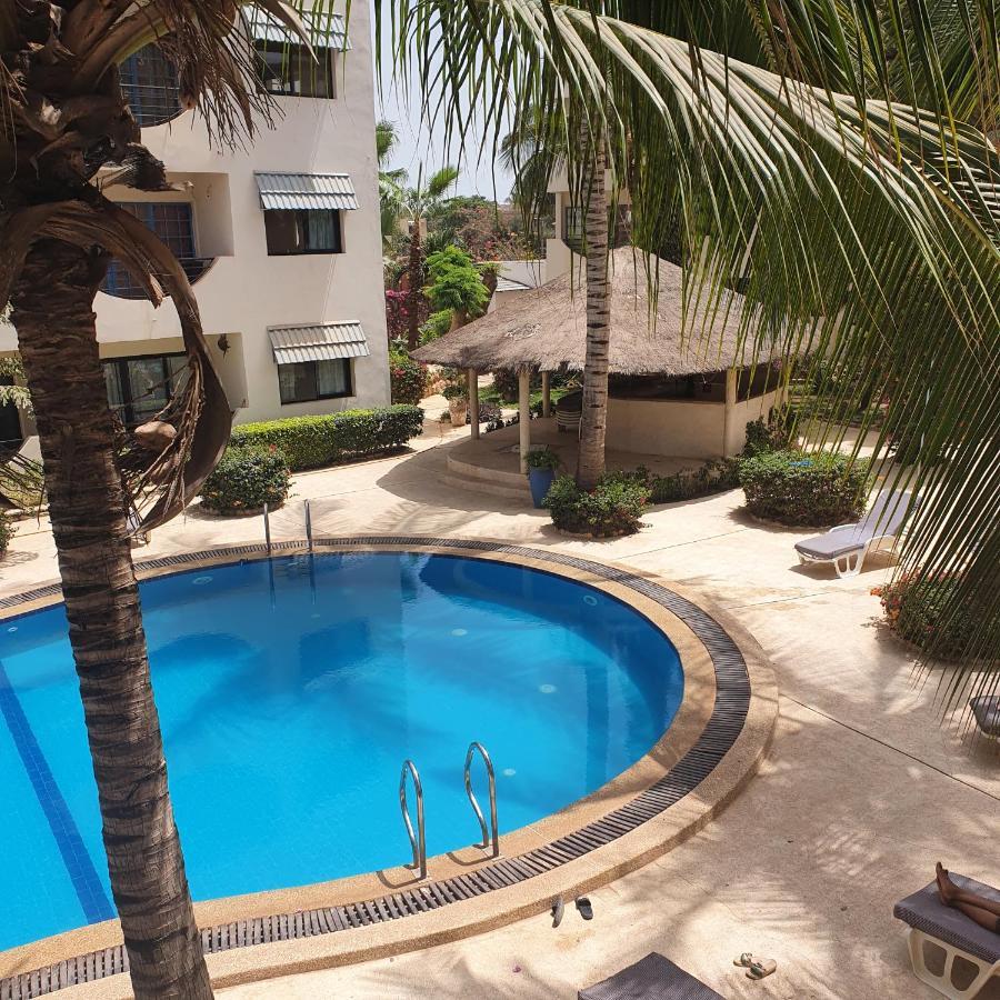 Superbe Appartement Avec Piscine, Proche Centre Ville, Restaurant, Mer Saly Екстер'єр фото