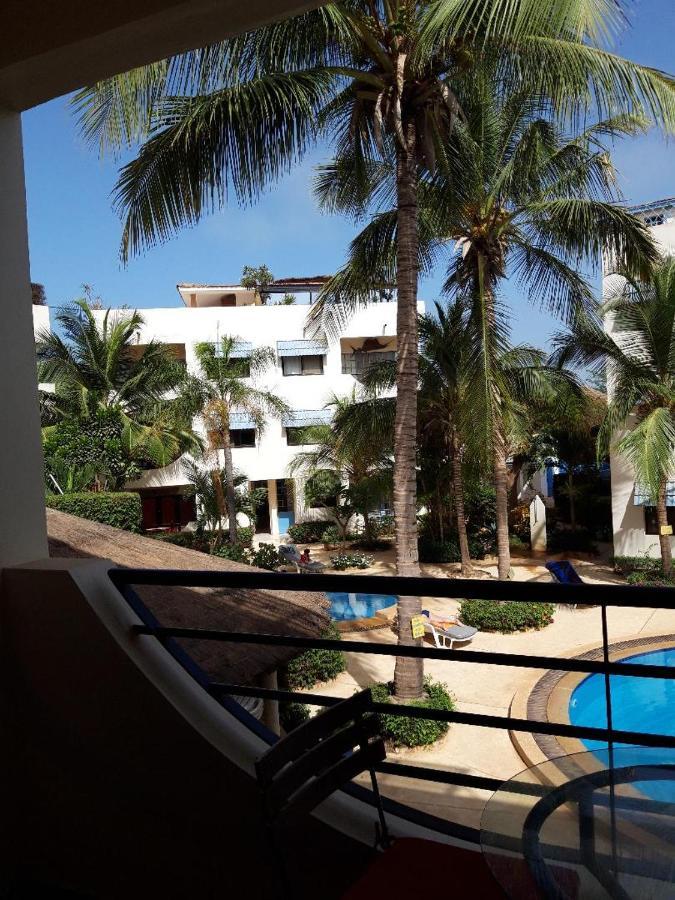 Superbe Appartement Avec Piscine, Proche Centre Ville, Restaurant, Mer Saly Екстер'єр фото